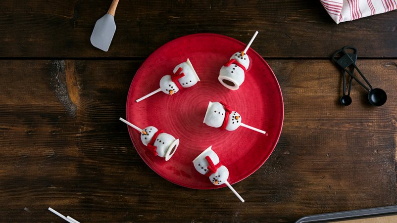 Pumpkin Snowmen Cake Balls