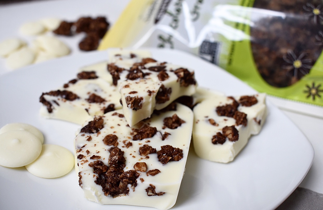 White Chocolate Granola Bark