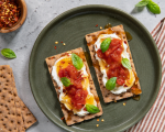Crispbreads with Goat Cheese and 5-Ingredient Tomato Jam