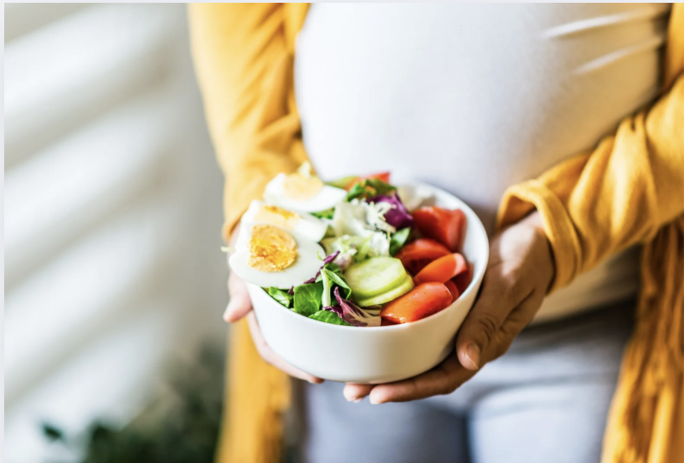 Nourishing Your Bump: The Pregnancy Health Benefits of Summer Veggies